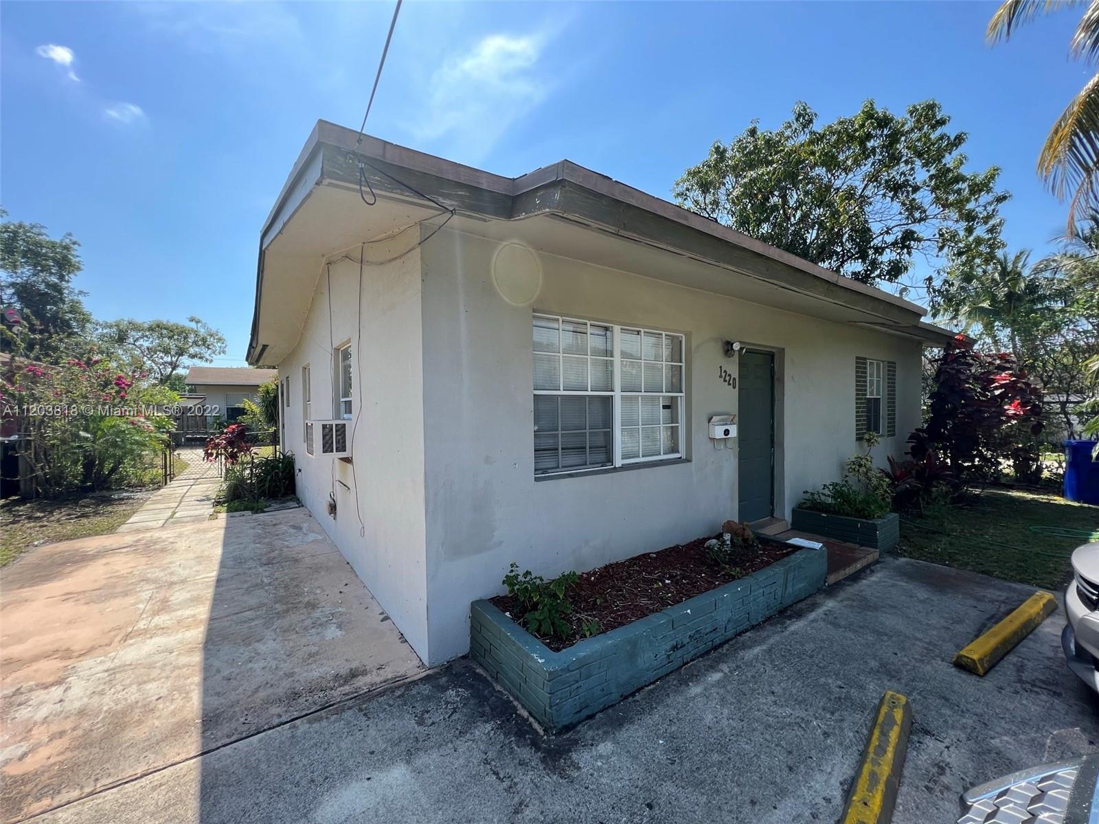 1220 NE 2nd Ave  For Sale A11203818, FL
