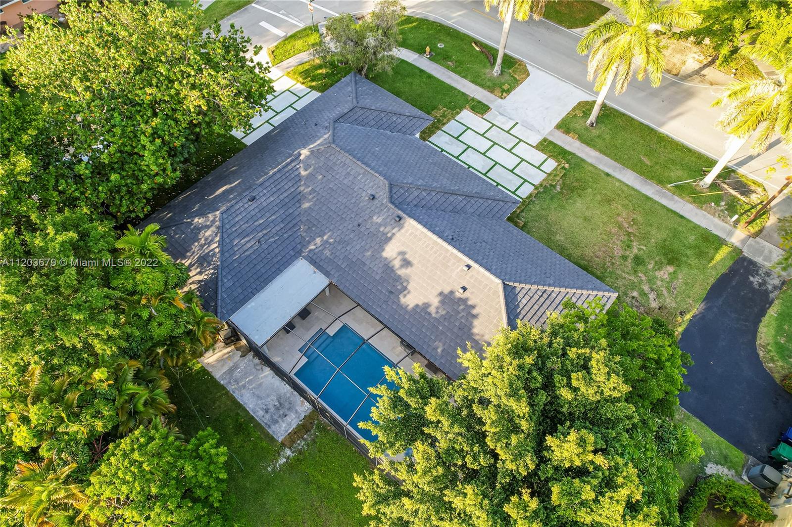 11600 SW 72nd Ave, Pinecrest, Florida 33156, 5 Bedrooms Bedrooms, ,3 BathroomsBathrooms,Residential,For Sale,11600 SW 72nd Ave,A11203679