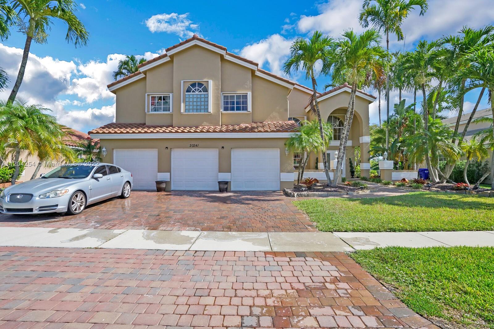 Listing Photo 11