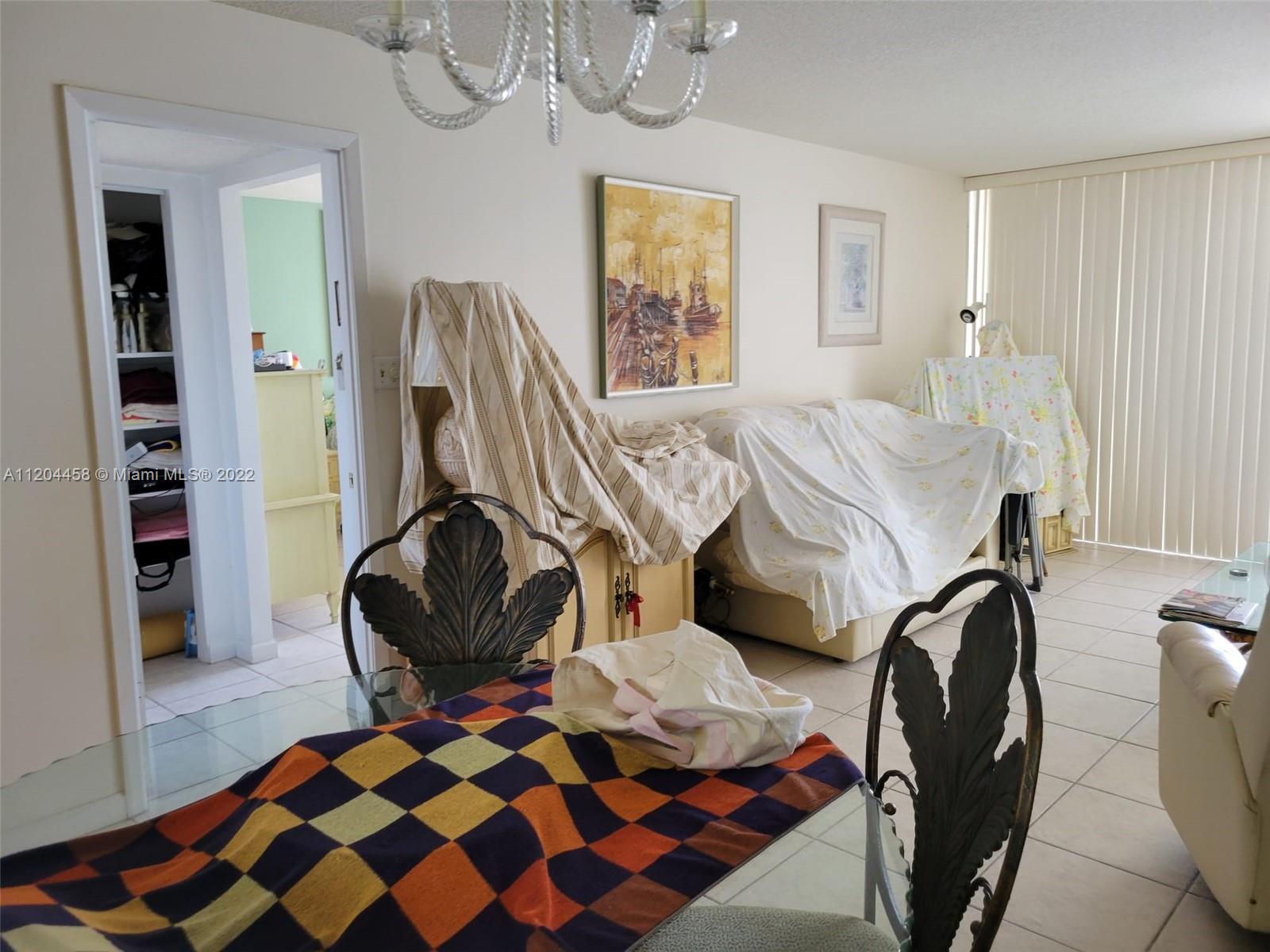 18071 Biscayne Blvd 803, Aventura, Florida 33160, 1 Bedroom Bedrooms, ,1 BathroomBathrooms,Residential,For Sale,18071 Biscayne Blvd 803,A11204458