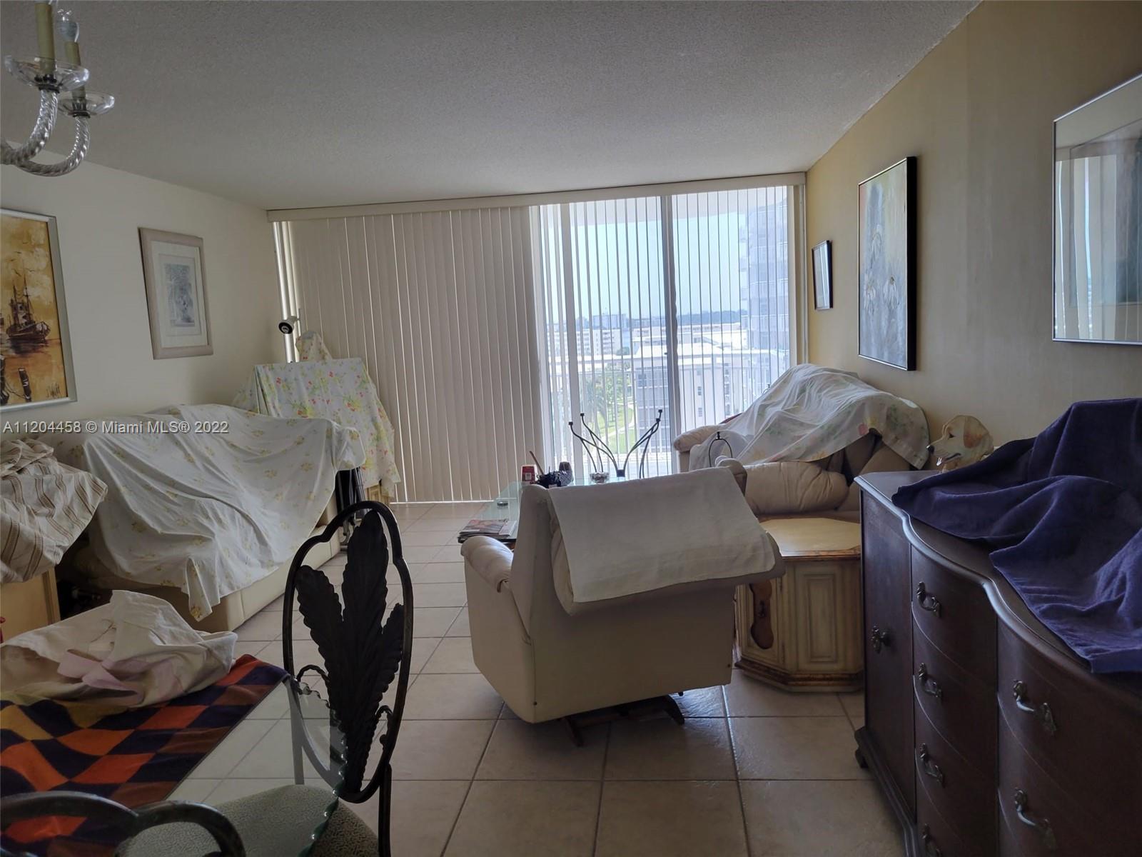 18071 Biscayne Blvd 803, Aventura, Florida 33160, 1 Bedroom Bedrooms, ,1 BathroomBathrooms,Residential,For Sale,18071 Biscayne Blvd 803,A11204458