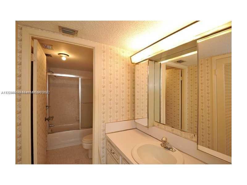 18051 Biscayne Blvd 1003, Aventura, Florida 33160, 2 Bedrooms Bedrooms, ,2 BathroomsBathrooms,Residential,For Sale,18051 Biscayne Blvd 1003,A11204485