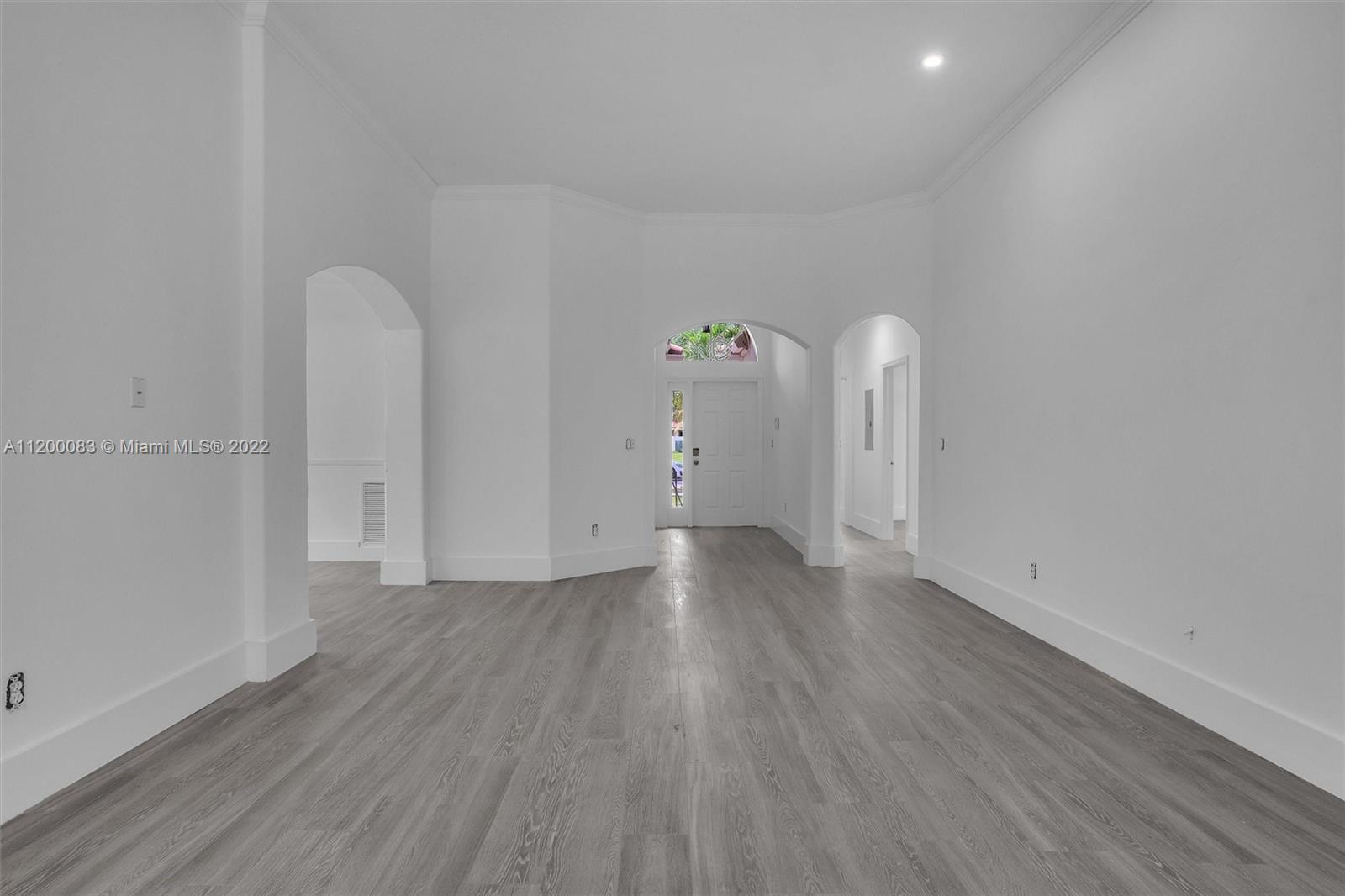 Listing Photo 18