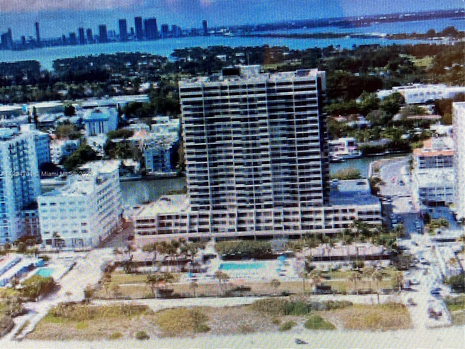 2555 Collins Ave PH 210, Miami Beach, Florida 33140, 1 Bedroom Bedrooms, ,1 BathroomBathrooms,Residentiallease,For Rent,2555 Collins Ave PH 210,A11204701