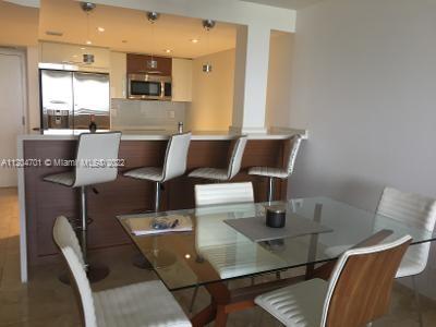 2555 Collins Ave PH 210, Miami Beach, Florida 33140, 1 Bedroom Bedrooms, ,1 BathroomBathrooms,Residentiallease,For Rent,2555 Collins Ave PH 210,A11204701