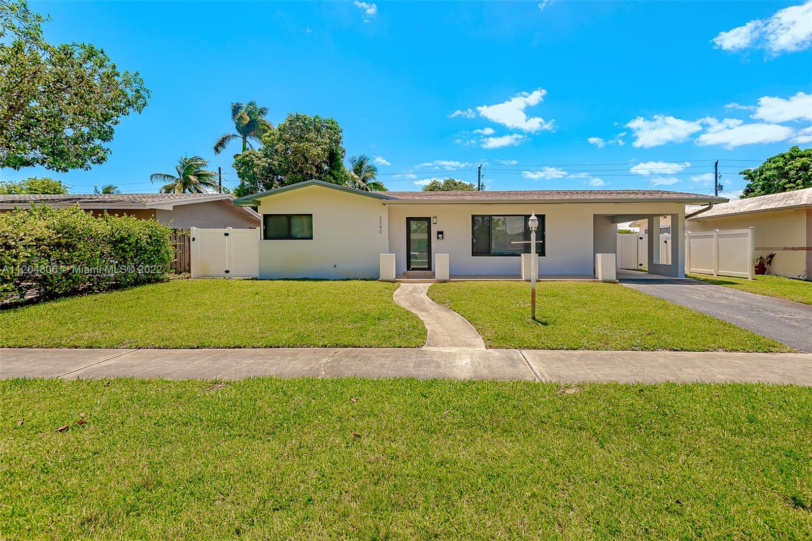 3340 W Park Rd  For Sale A11204806, FL