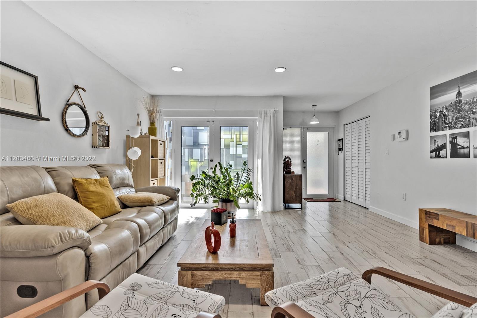 2524 SW 125th Ct, Miami, Florida 33175, 3 Bedrooms Bedrooms, ,2 BathroomsBathrooms,Residential,For Sale,2524 SW 125th Ct,A11203460