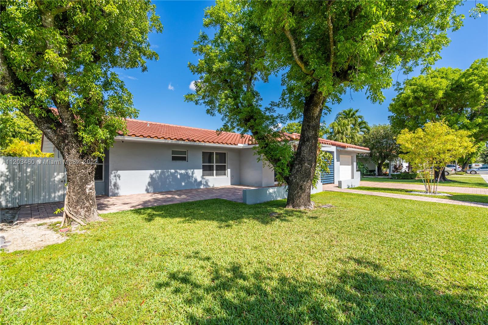 2524 SW 125th Ct, Miami, Florida 33175, 3 Bedrooms Bedrooms, ,2 BathroomsBathrooms,Residential,For Sale,2524 SW 125th Ct,A11203460