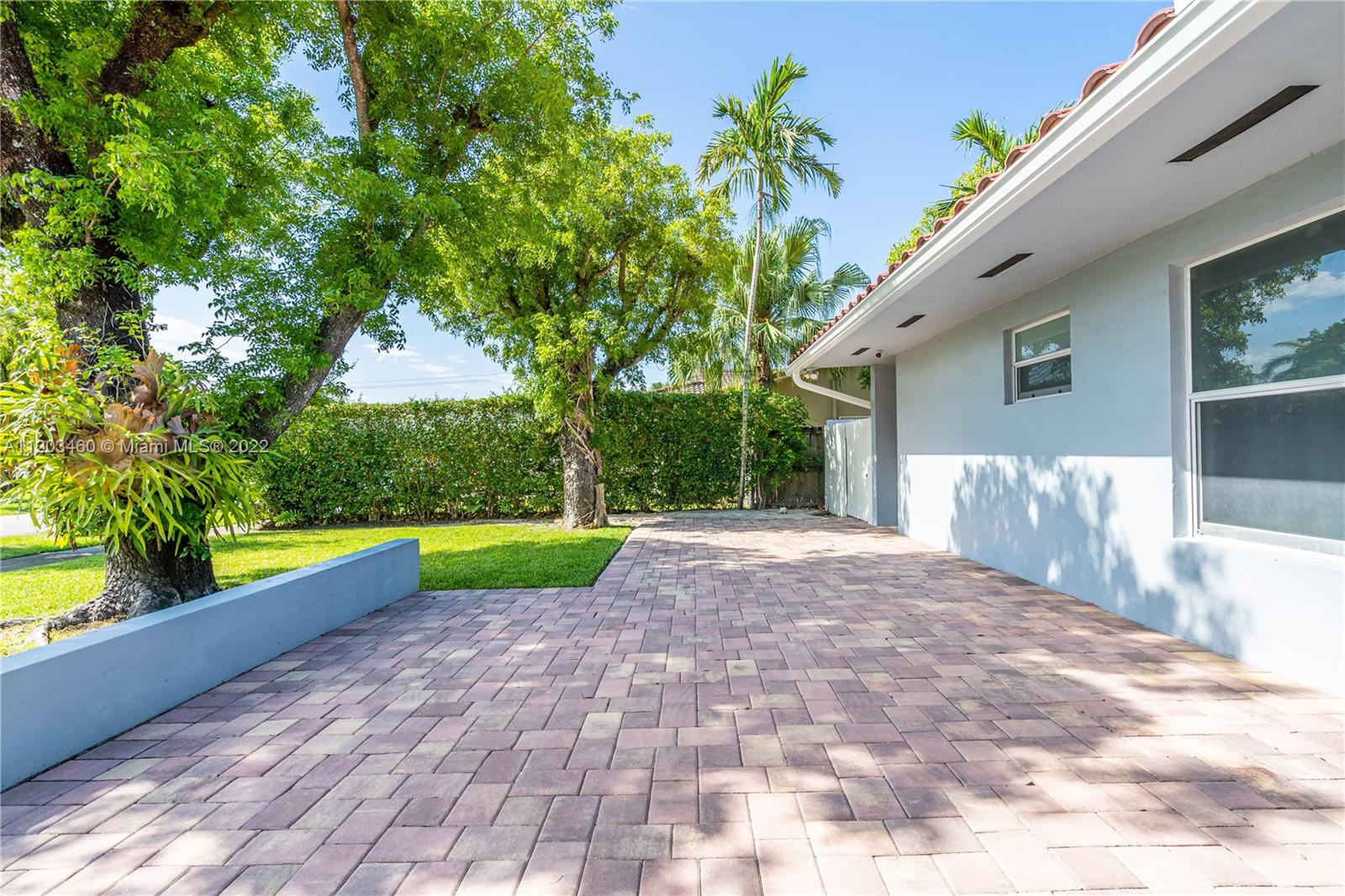 2524 SW 125th Ct, Miami, Florida 33175, 3 Bedrooms Bedrooms, ,2 BathroomsBathrooms,Residential,For Sale,2524 SW 125th Ct,A11203460