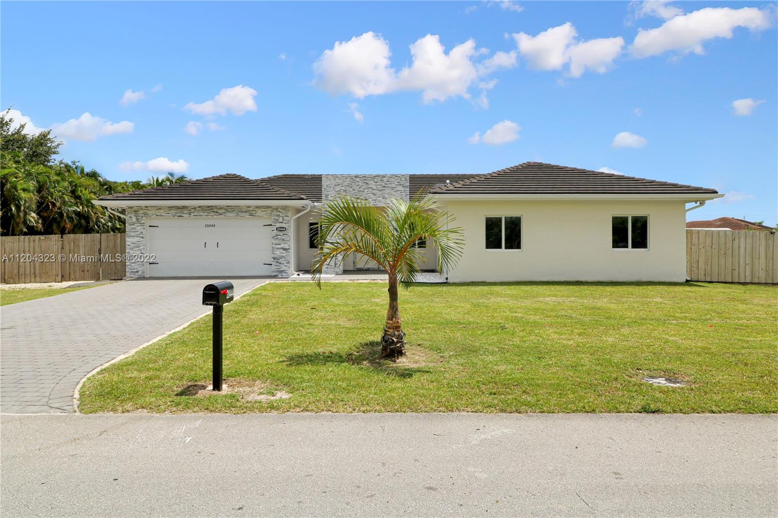20444 SW 318th St  For Sale A11204323, FL