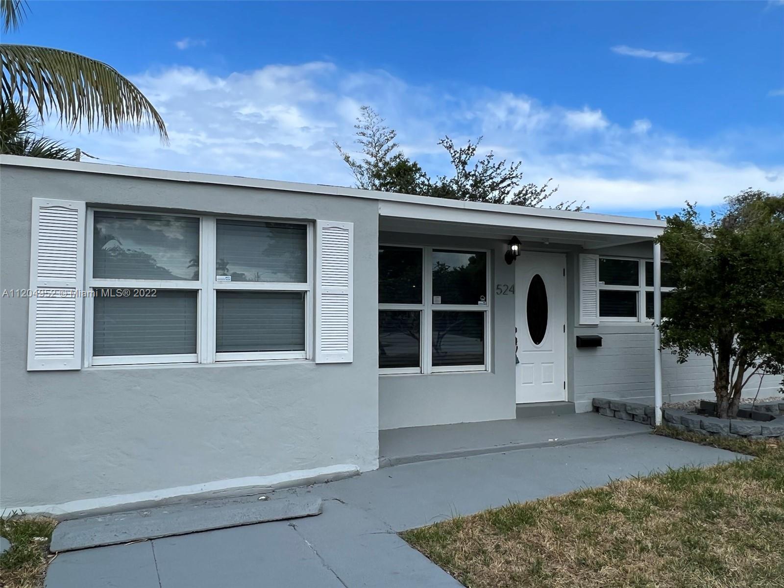 524 SW 24th Ave  For Sale A11204952, FL