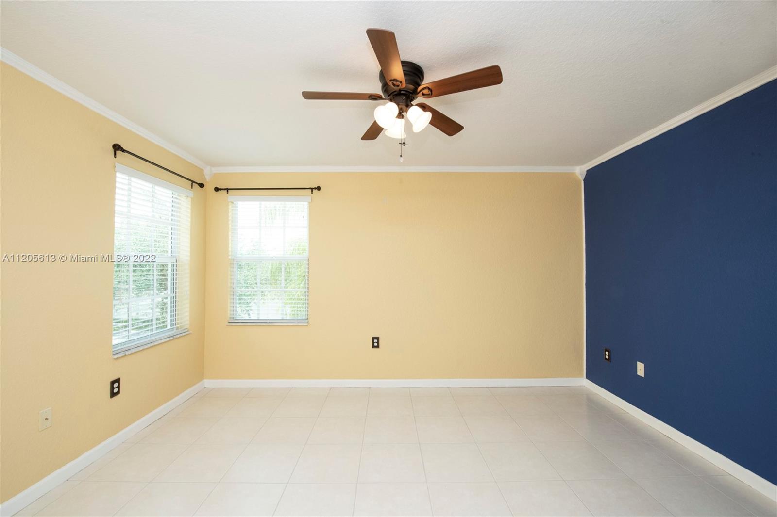 Listing Photo 34