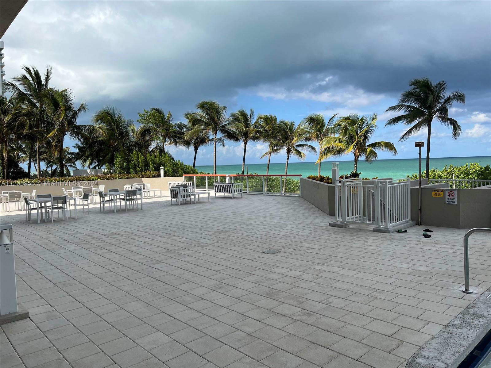 6767 Collins Ave unit 507 Miami Beach-balcony