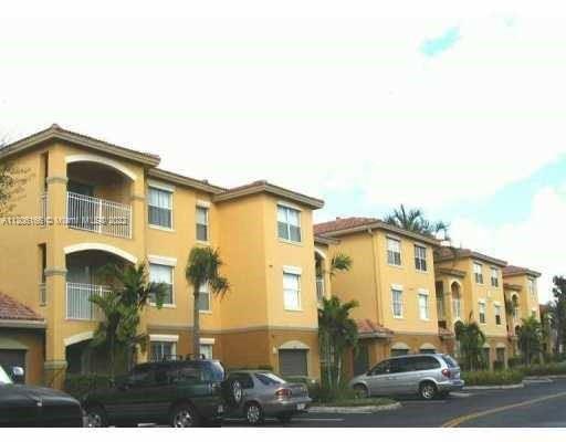 165 NW 96th Ter 3-308, Pembroke Pines, Florida 33024, 3 Bedrooms Bedrooms, ,2 BathroomsBathrooms,Residentiallease,For Rent,165 NW 96th Ter 3-308,A11206166
