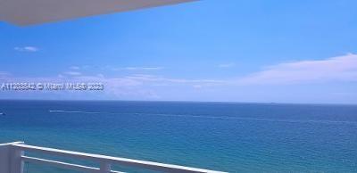 EXPERIENCE SUBLIME PANORAMIC DEEP OCEAN HORIZON LINE INFINITY GLASS TERRACE VIEWS