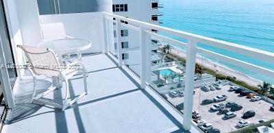 DEEP WIDE SPACIOUS PLUS+ SIZED DELUXE TERRACE ( APPROX 200 SQ FT ) WITH ENDLESS DIRECT OCEAN EASTERN LOCATION VIEWS