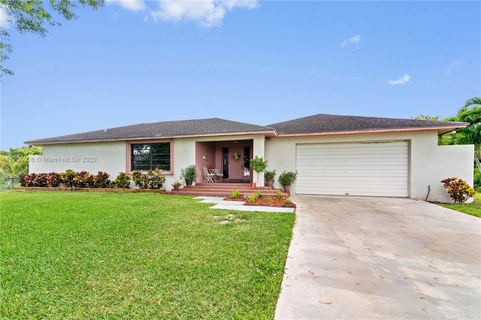 24126 SW 120th Ave, Homestead, FL 33032