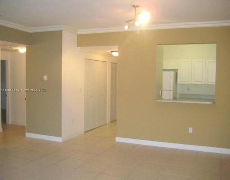 1300 NE 109th St 401, Miami, Florida 33161, 2 Bedrooms Bedrooms, ,2 BathroomsBathrooms,Residential,For Sale,1300 NE 109th St 401,A11206744
