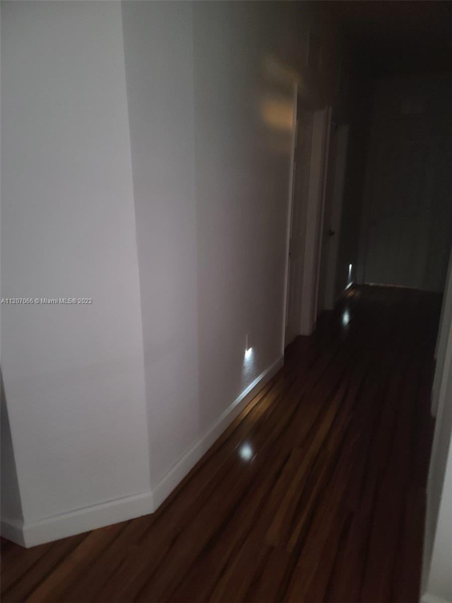 8852 W 34th Ct, Hialeah, Florida image 6