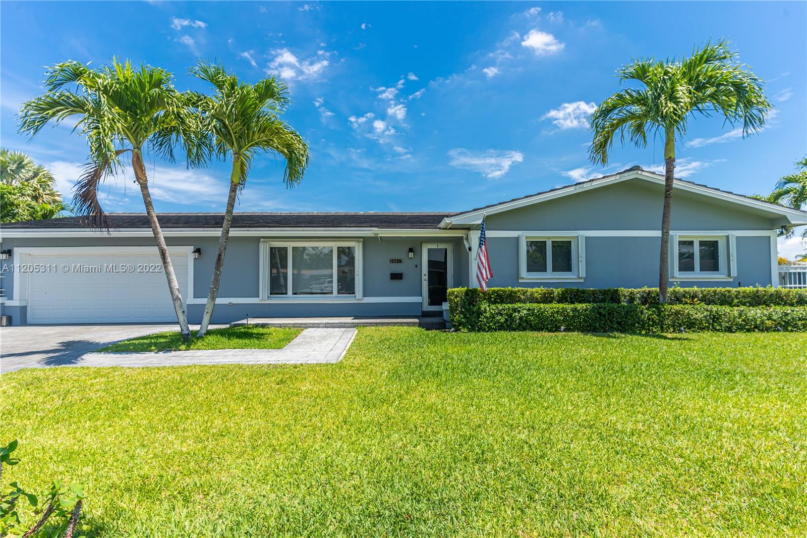 10453 SW 119th St  For Sale A11205311, FL