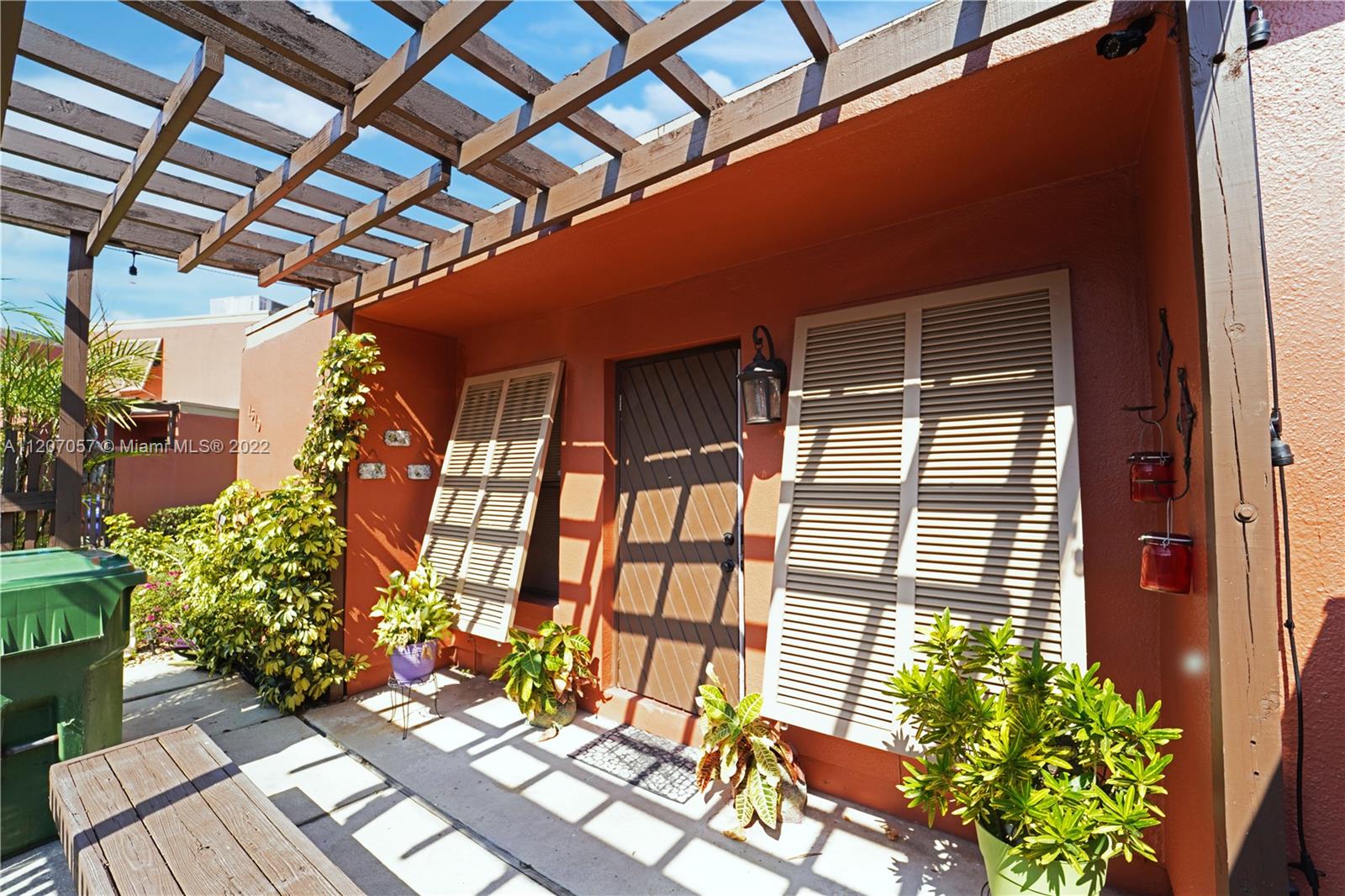 Listing Photo 25