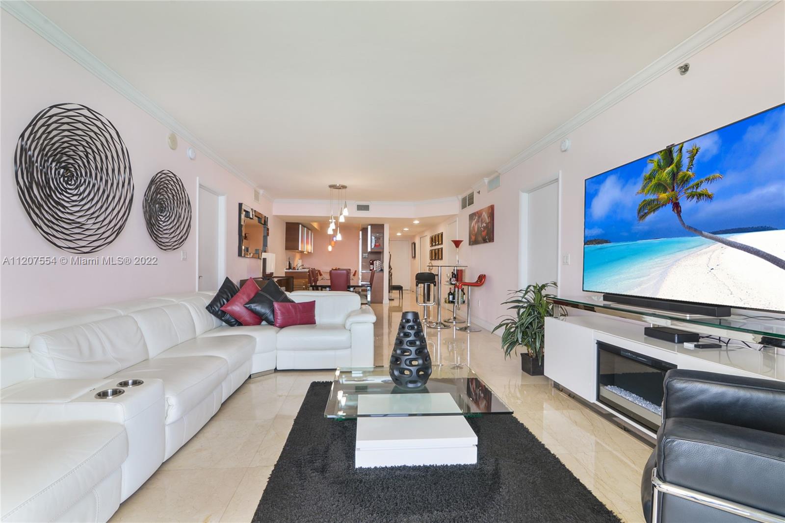 1850 S Ocean Dr 2403, Hallandale Beach, Florida 33009, 3 Bedrooms Bedrooms, ,3 BathroomsBathrooms,Residential,For Sale,1850 S Ocean Dr 2403,A11207554