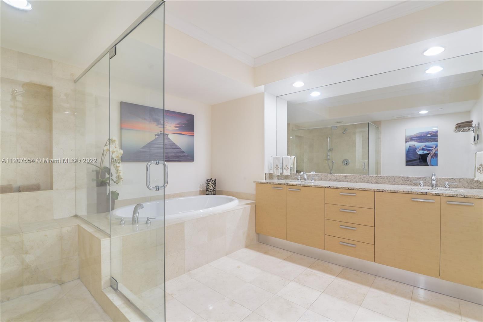 1850 S Ocean Dr 2403, Hallandale Beach, Florida 33009, 3 Bedrooms Bedrooms, ,3 BathroomsBathrooms,Residential,For Sale,1850 S Ocean Dr 2403,A11207554