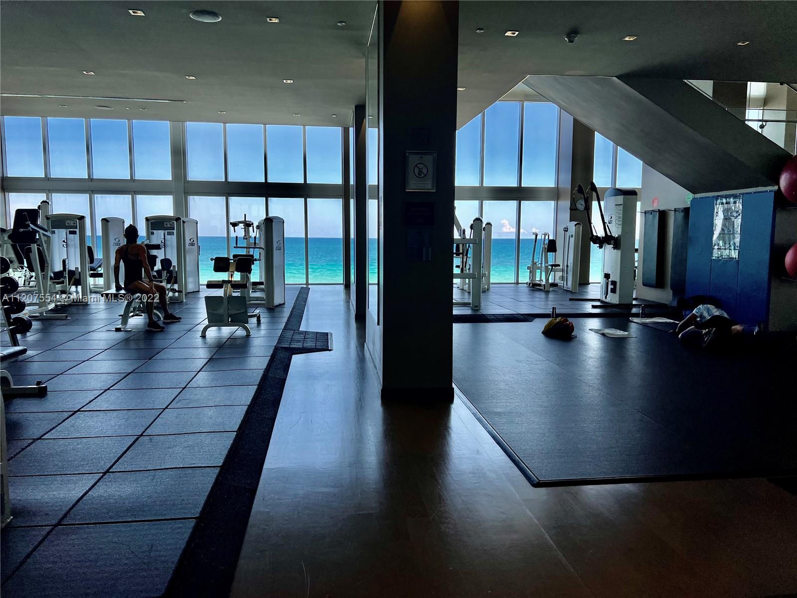 AMAZING GYM