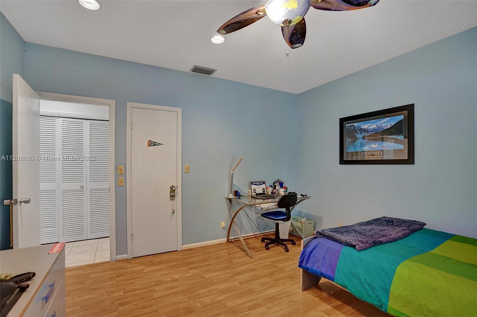 Listing Photo 32