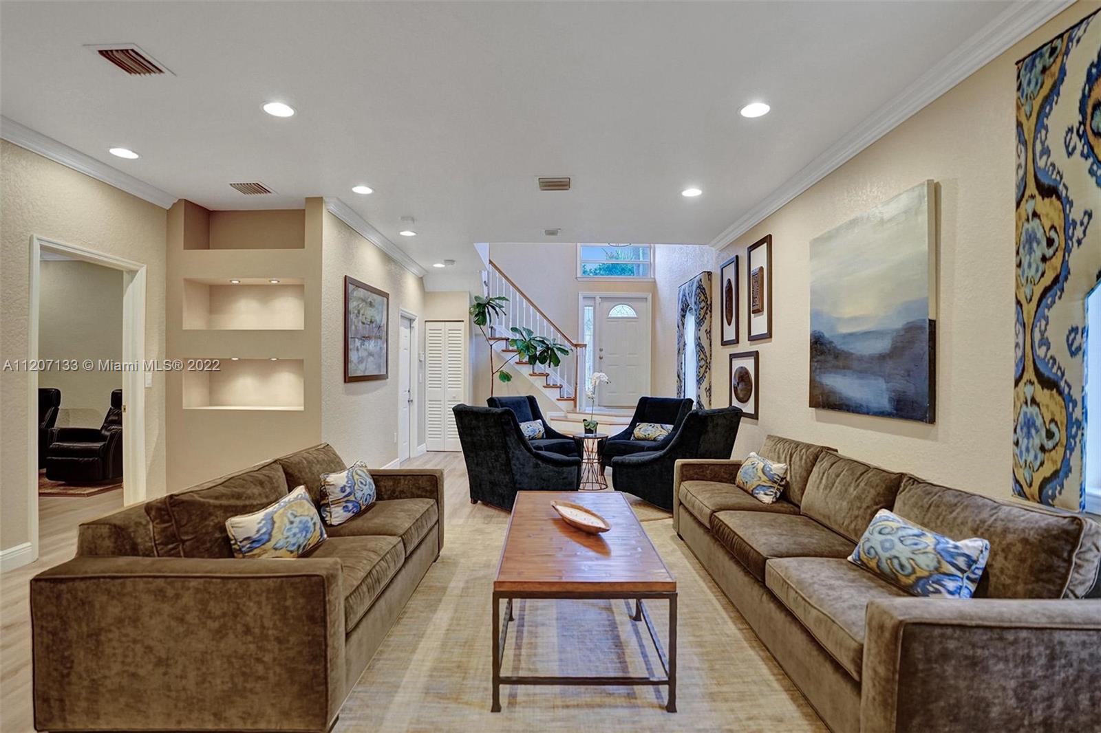 Listing Photo 16
