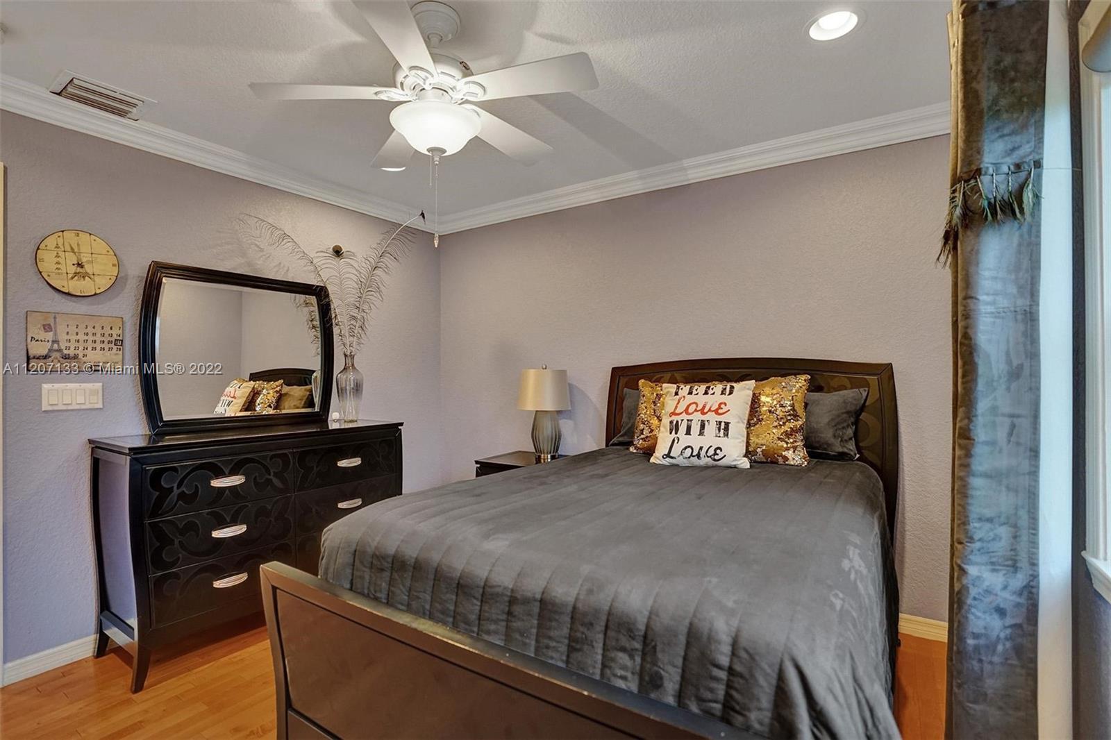 Listing Photo 43