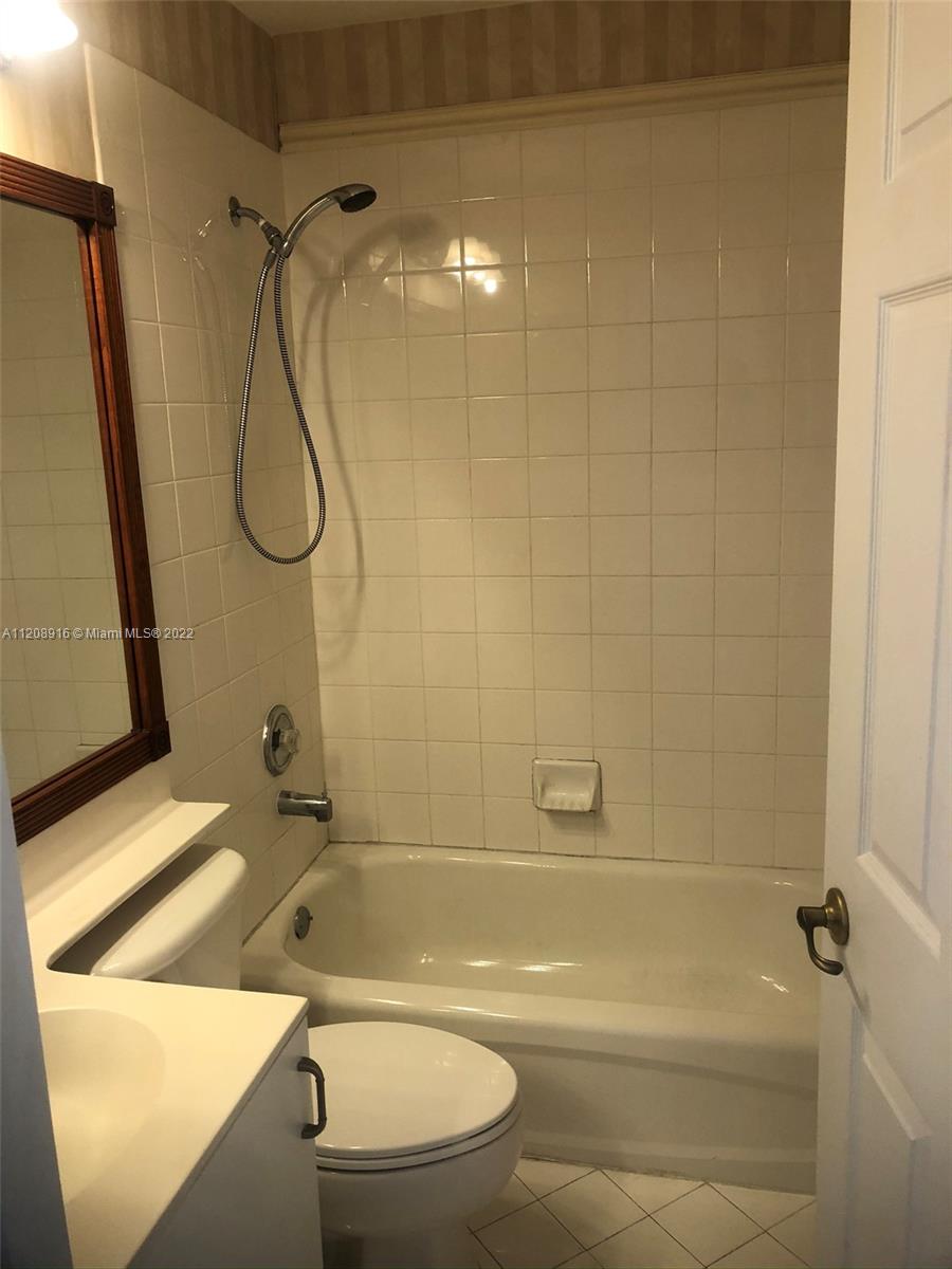7313 NW 113th Pl 7313, Doral, Florida 33178, 4 Bedrooms Bedrooms, ,3 BathroomsBathrooms,Residentiallease,For Rent,7313 NW 113th Pl 7313,A11208916