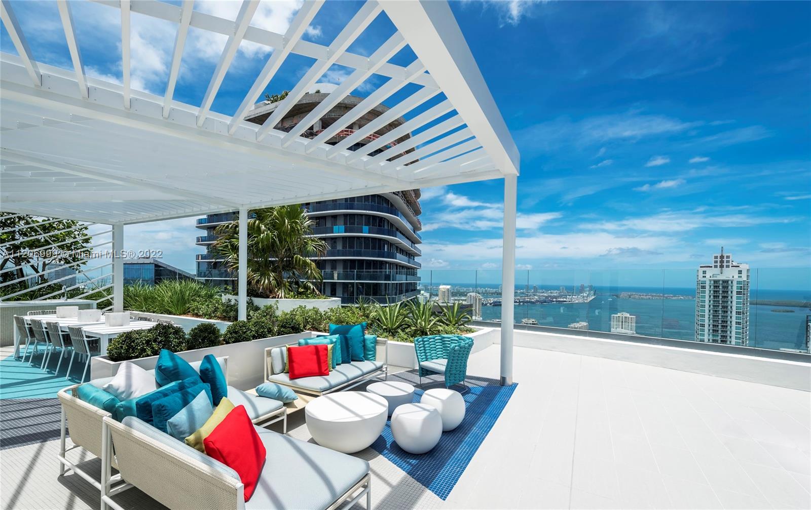 Beautiful Luxury 2 bed + Den / 2 Bath condo in the heart of Brickell with panoramic views of the Miami skyline, floor-to-ceiling high impact glass doors/windows, automated shades/window treatment, an open kitchen, imported stone counter-tops, contemporary European cabinetry. The wraparound balcony displays the great views that Brickell Heights has to offer. Within walking distance to Live music, restaurants, Work and lots of Fun. Enjoy the upscale amenities Valet Parking, Roof Top Pool, A three-story equinox fitness club with spa and much more. This unit has is an all around gem.