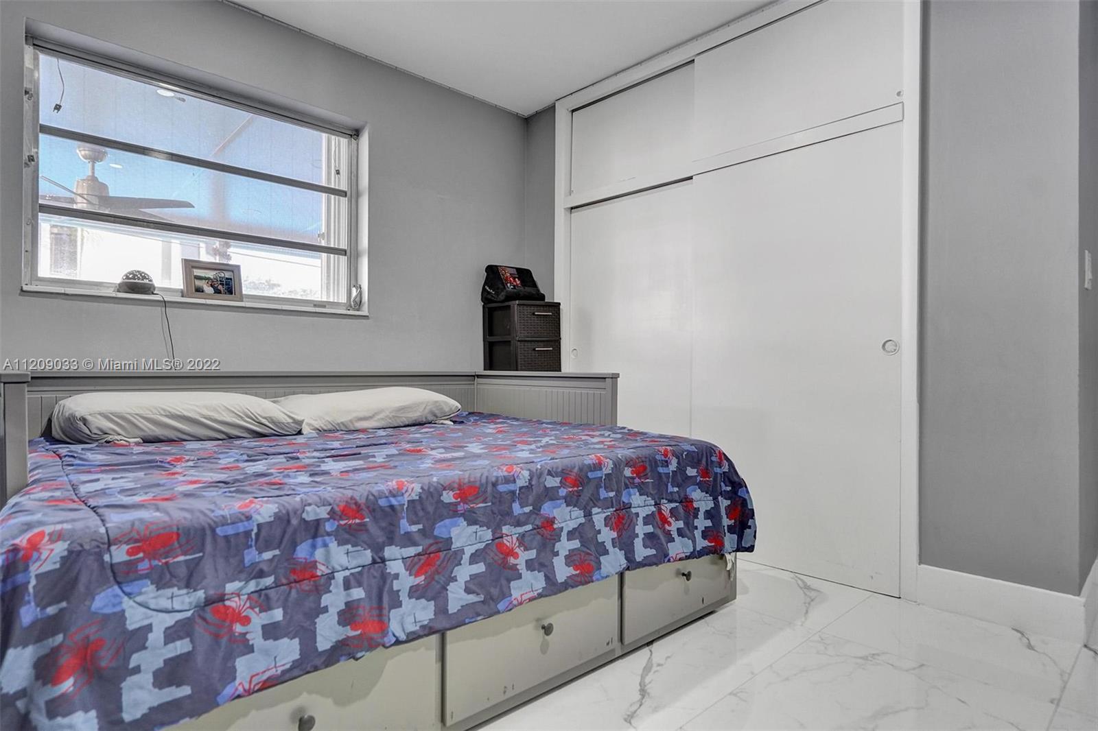 Listing Photo 18
