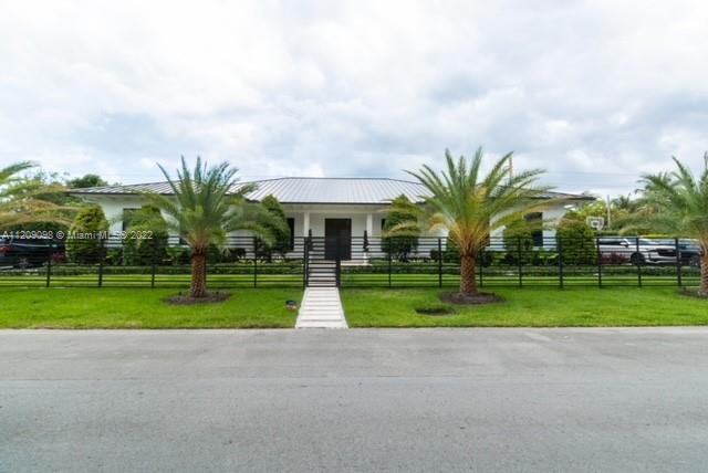 8150 SW 79th Ter  For Sale A11209098, FL
