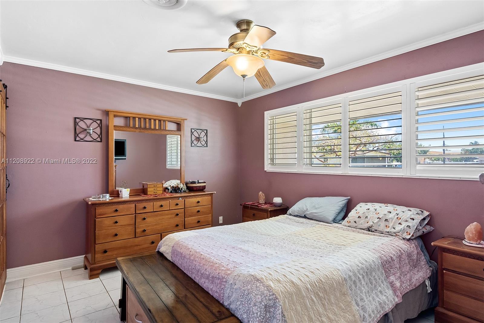 Listing Photo 17