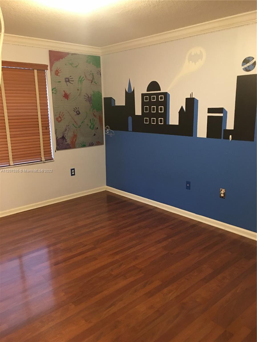 Listing Photo 22