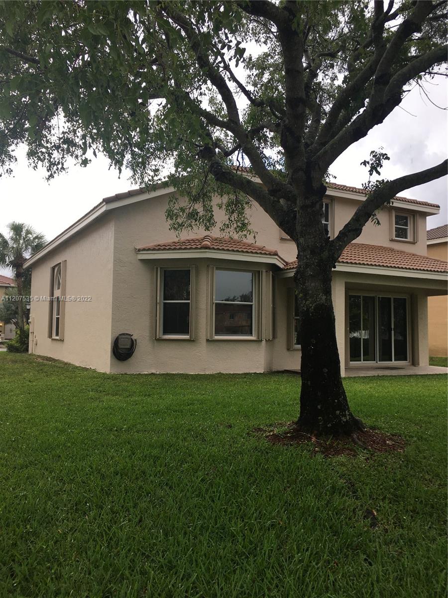 Listing Photo 8