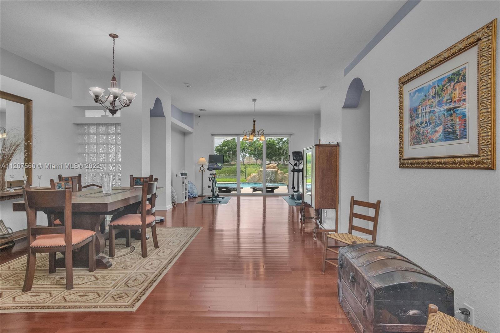 Listing Photo 13