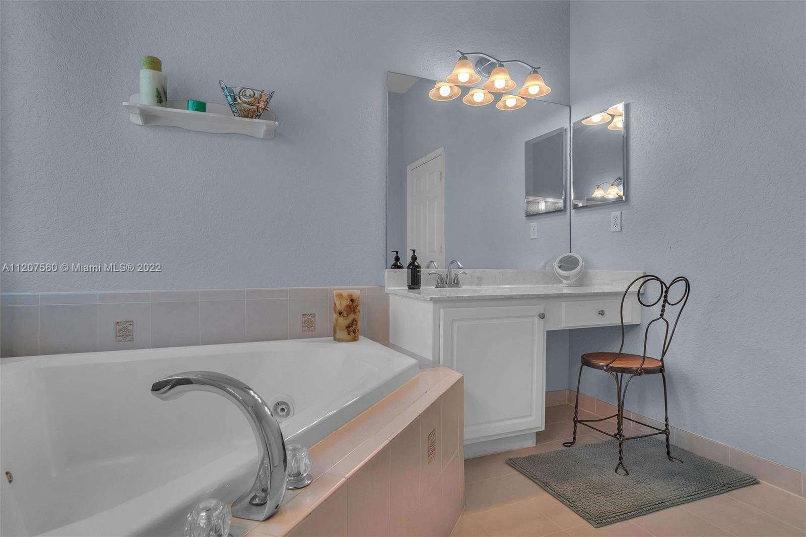 Listing Photo 22