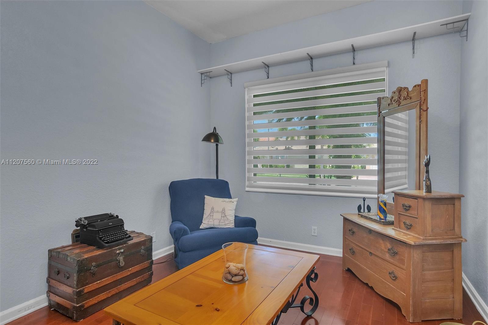 Listing Photo 24