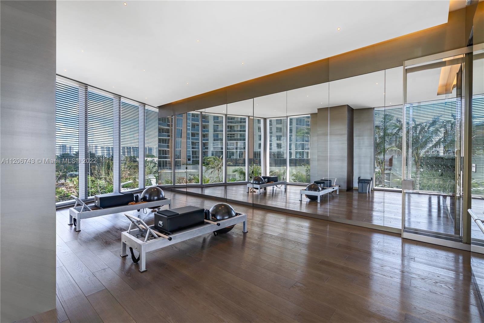 18975 Collins Ave Seasonal 2203, Sunny Isles Beach, Florida 33160, 3 Bedrooms Bedrooms, ,3 BathroomsBathrooms,Residentiallease,For Rent,18975 Collins Ave Seasonal 2203,A11206743