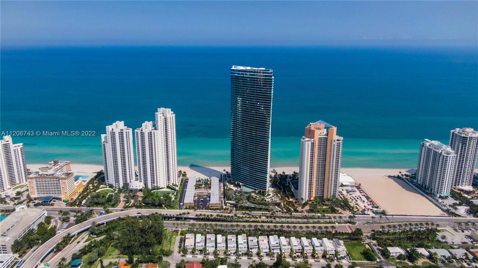 18975 Collins Ave Seasonal 2203, Sunny Isles Beach, Florida 33160, 3 Bedrooms Bedrooms, ,3 BathroomsBathrooms,Residentiallease,For Rent,18975 Collins Ave Seasonal 2203,A11206743