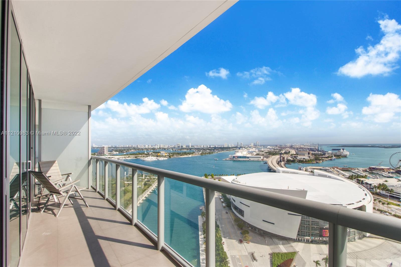 AMAZING UNIT! Modern & Chic Luxury living at its best Large 2 bedroom/2 bath + den/third bed at Marina Blue in the heart of Miami. Breathtaking, Endless & Panoramic views of Biscayne Bay & Downtown Miami. Marina Blue condominium is walking distance to all Miami Downtown Activities. American Airlines Arena , Bayside, & the Arscht Performing Arts Center, 5 minute drive to South Beach. This unit is designer decorated with many upgrades & built-ins with a large terrace, S/S appliances, glass tiled kitchen backsplash and wine cooler. One assigned parking.