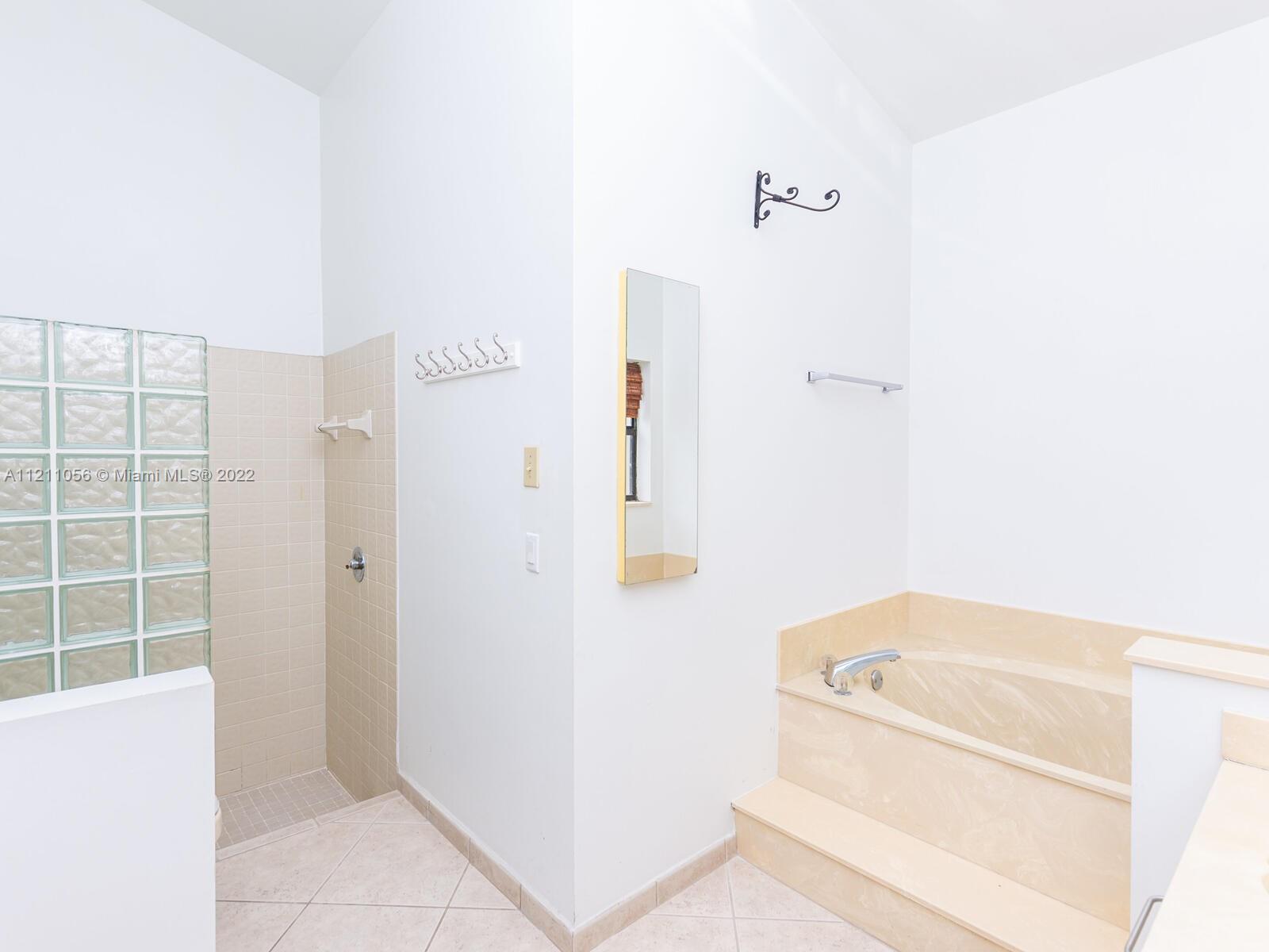 Listing Photo 33