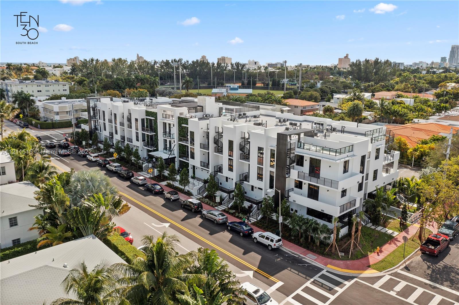 1030 15th St PH5, Miami Beach, Florida 33139, 2 Bedrooms Bedrooms, ,2 BathroomsBathrooms,Residential,For Sale,1030 15th St PH5,A11211515
