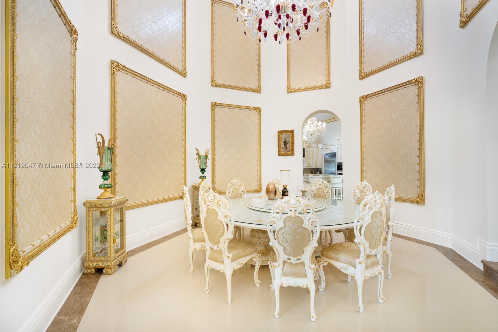 Dining room with cupola