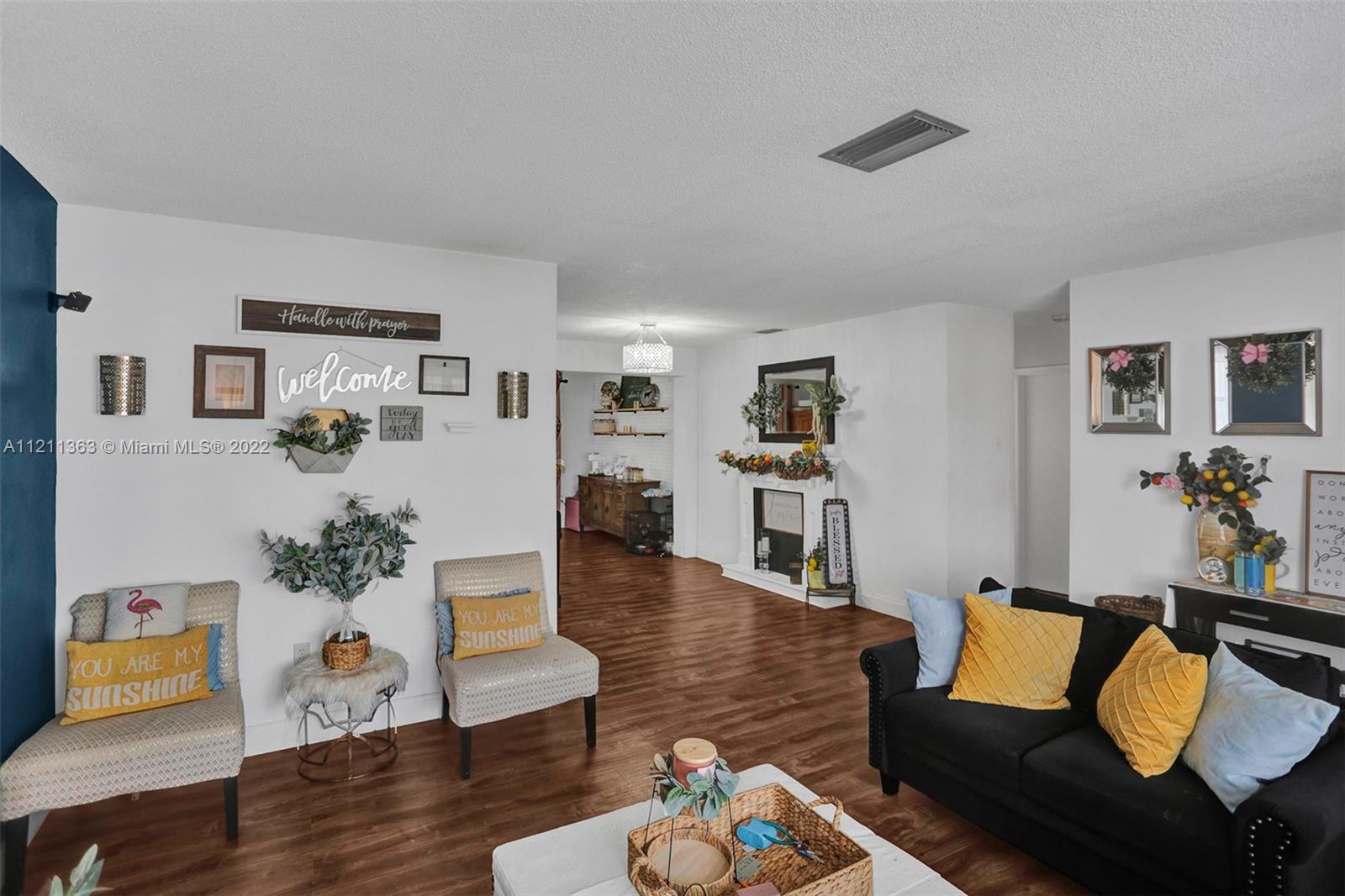 Listing Photo 7