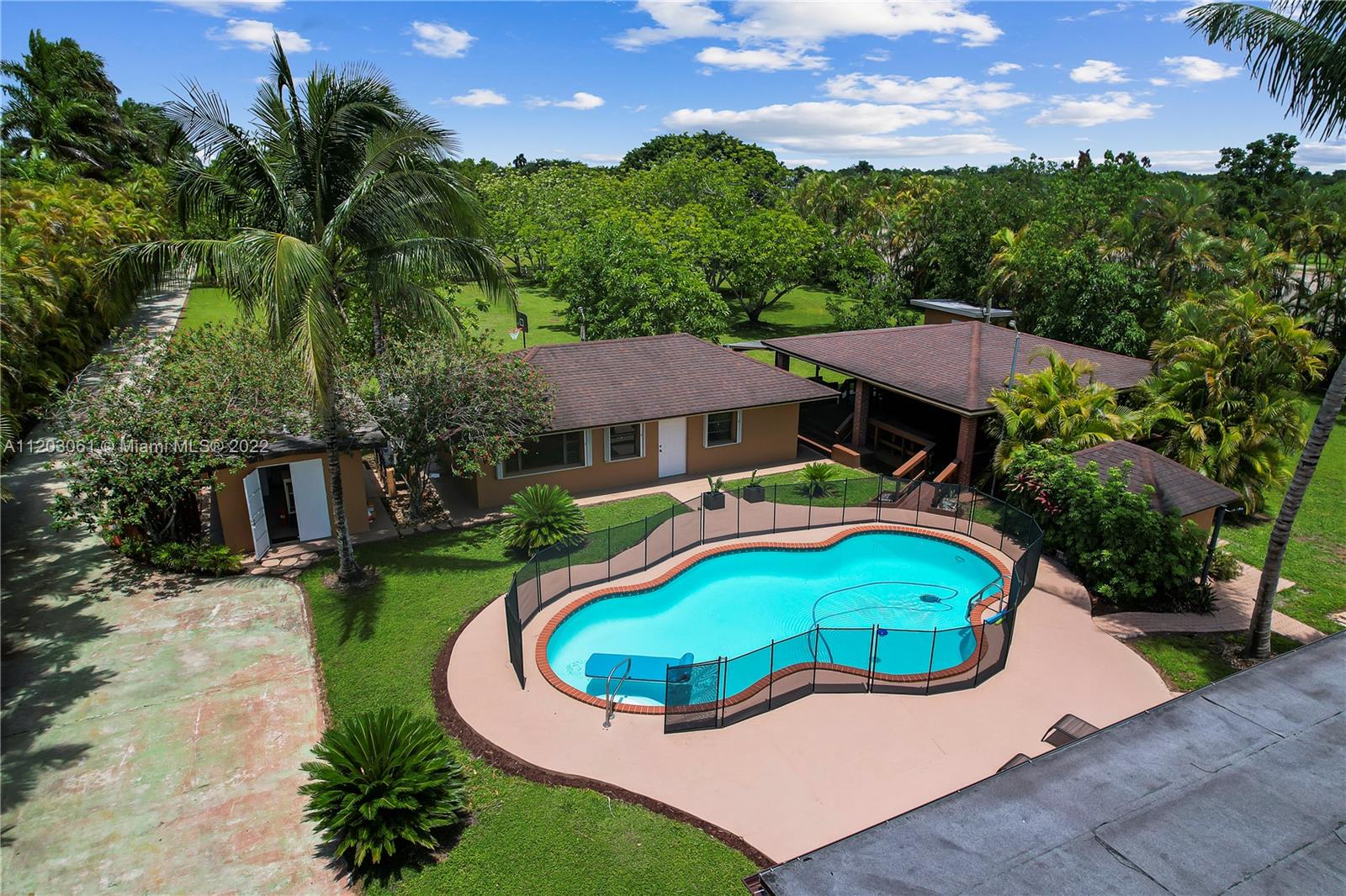 Photo 1 of 20450 198th Ave in Miami - MLS A11203061