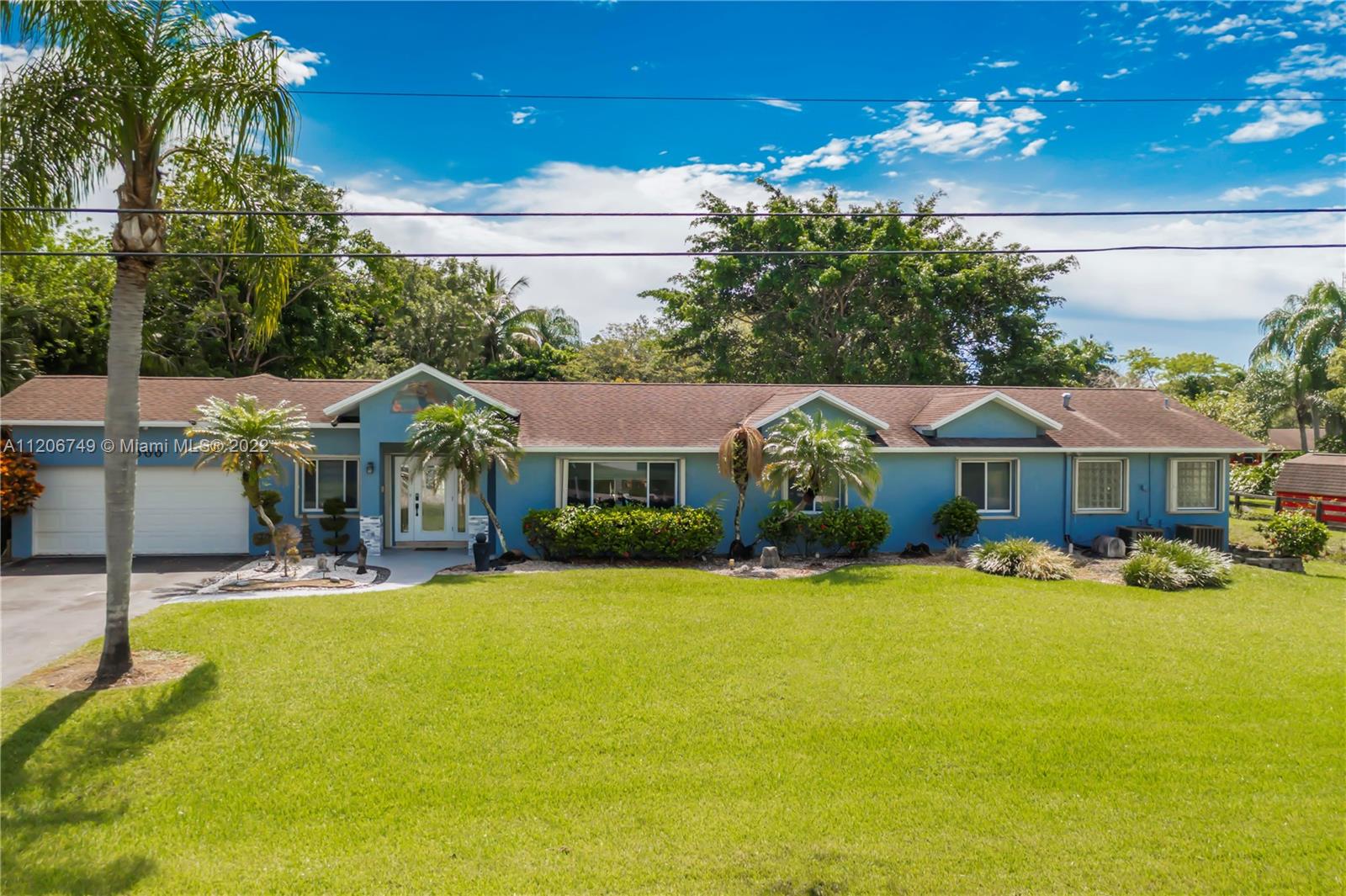 5000 SW 164th Ter  For Sale A11206749, FL